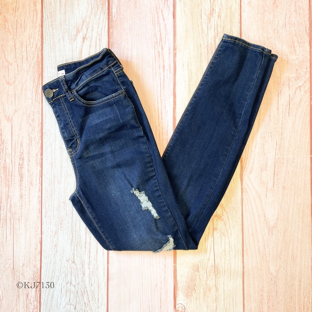 Women’s Dark Denim SO High Rise Skinny Destructed Jeans